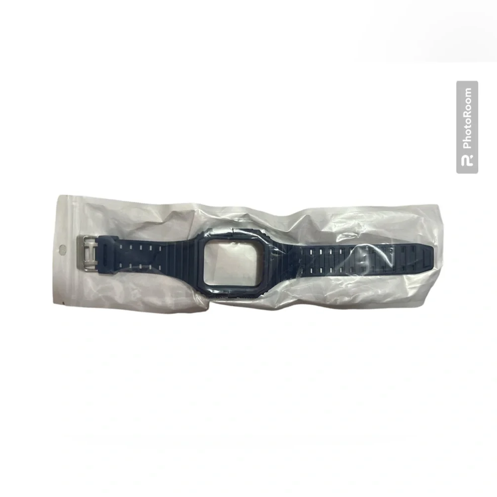 NWT Plastic Apple Watch Protector Cover Band Fits 42/44